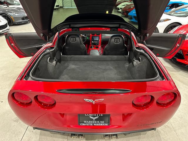Used 2005 Chevrolet Corvette Coupe w/ Preferred Equipment Group RWD image 27