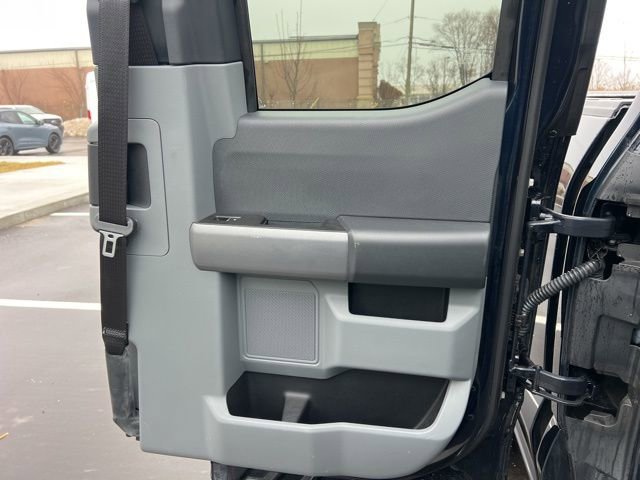 Used 2022 Ford F150 XLT w/ Equipment Group 302A High image 13