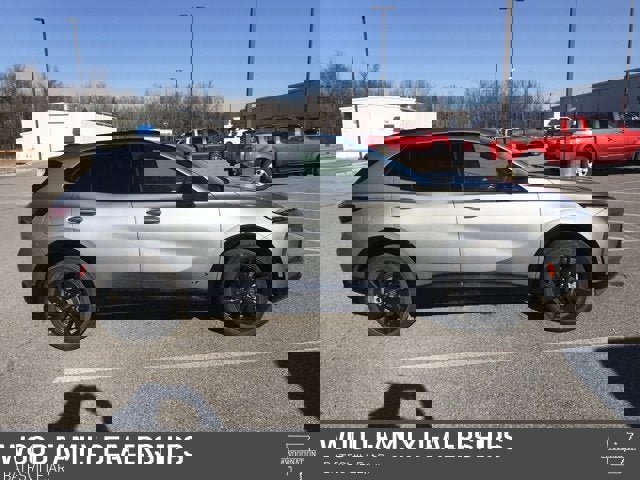 New 2025 Buick Envision Sport Touring image 4