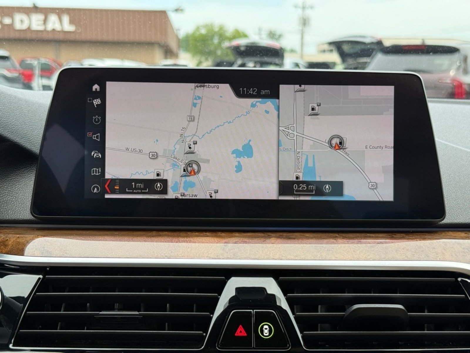 Used 2019 BMW 530e xDrive w/ Convenience Package AWD/4WD image 15