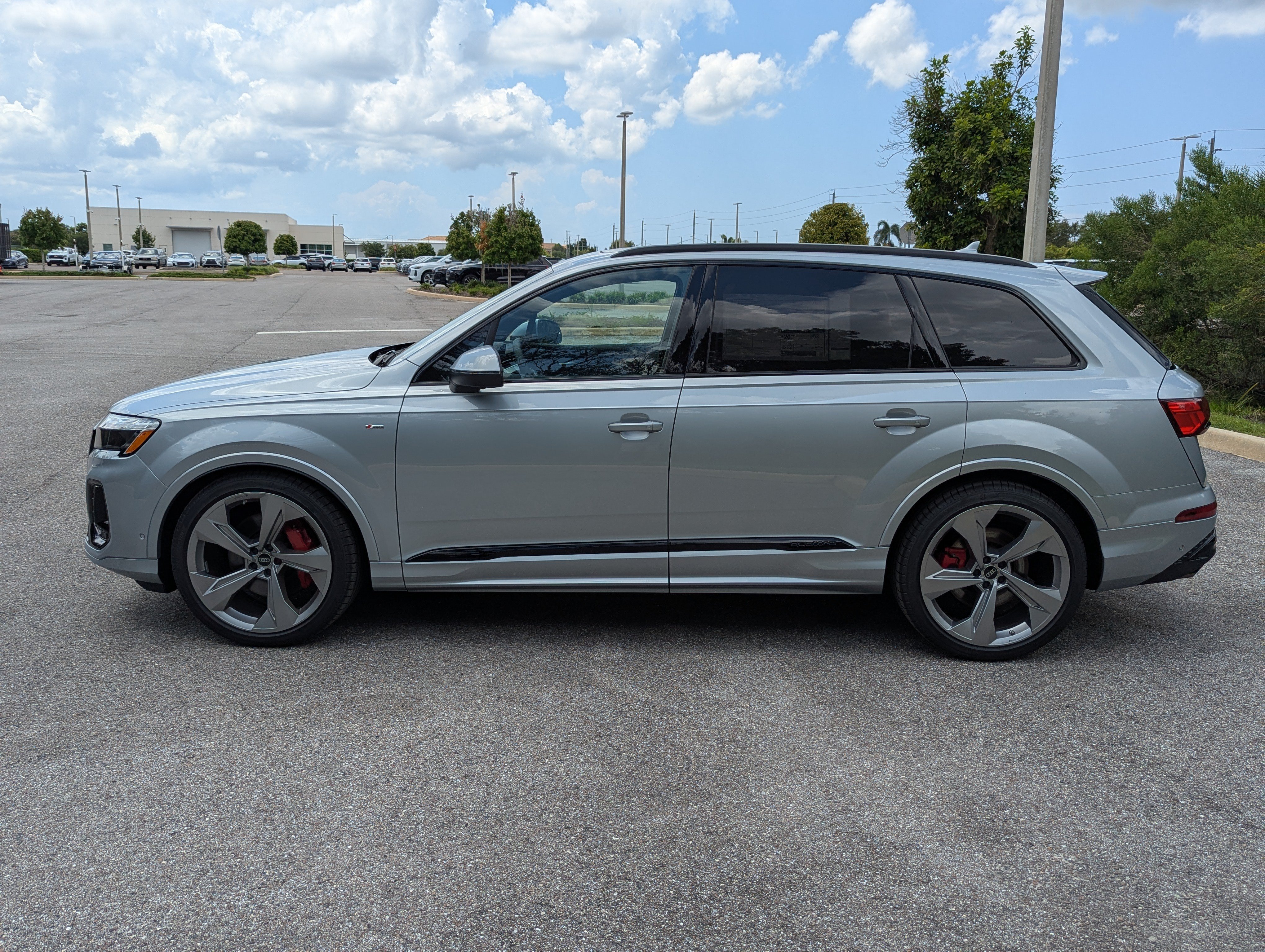 New 2026 Audi Q7 3.0T Prestige AWD/4WD image 4