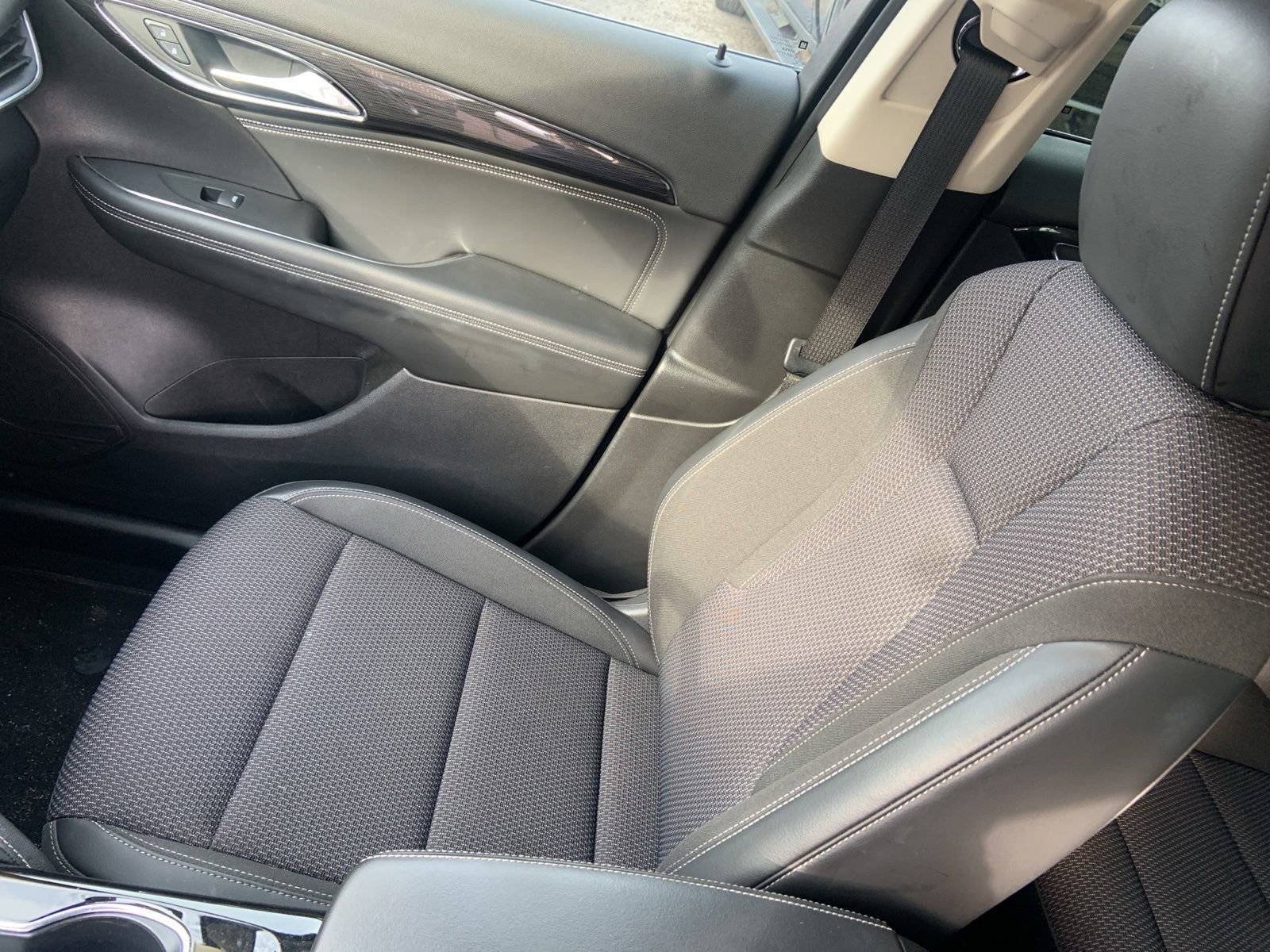 Used 2023 Buick Envision Preferred image 14