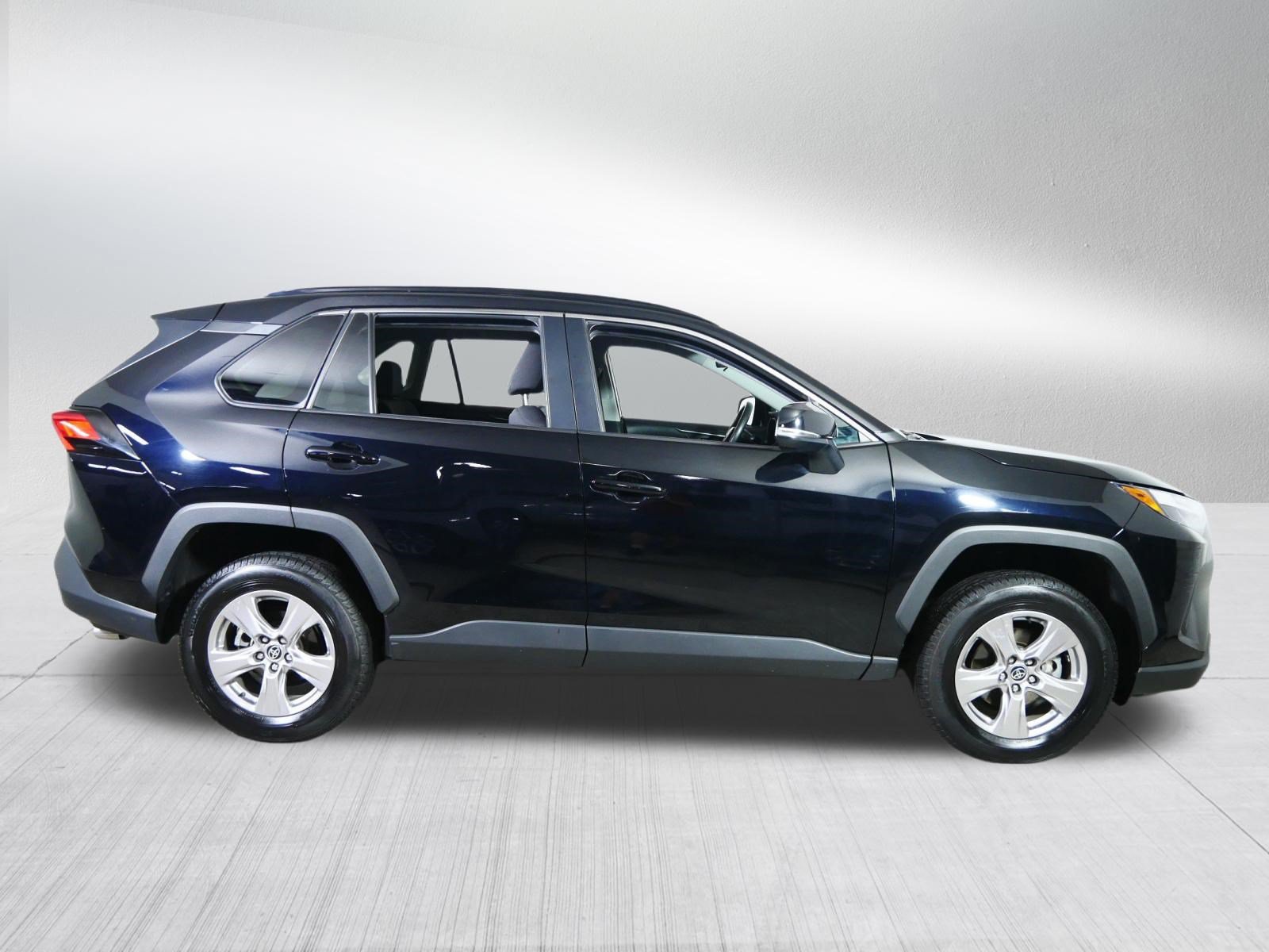 Used 2023 Toyota RAV4 XLE AWD/4WD image 8