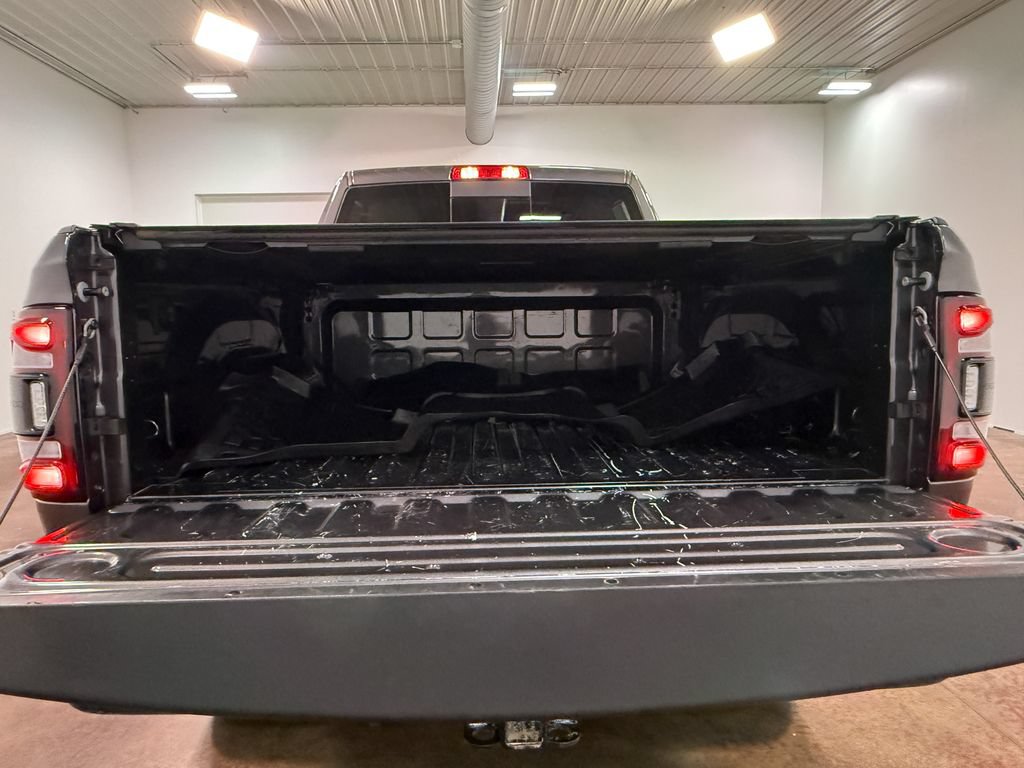 Used 2024 RAM 3500 Laramie w/ Night Edition AWD/4WD image 26