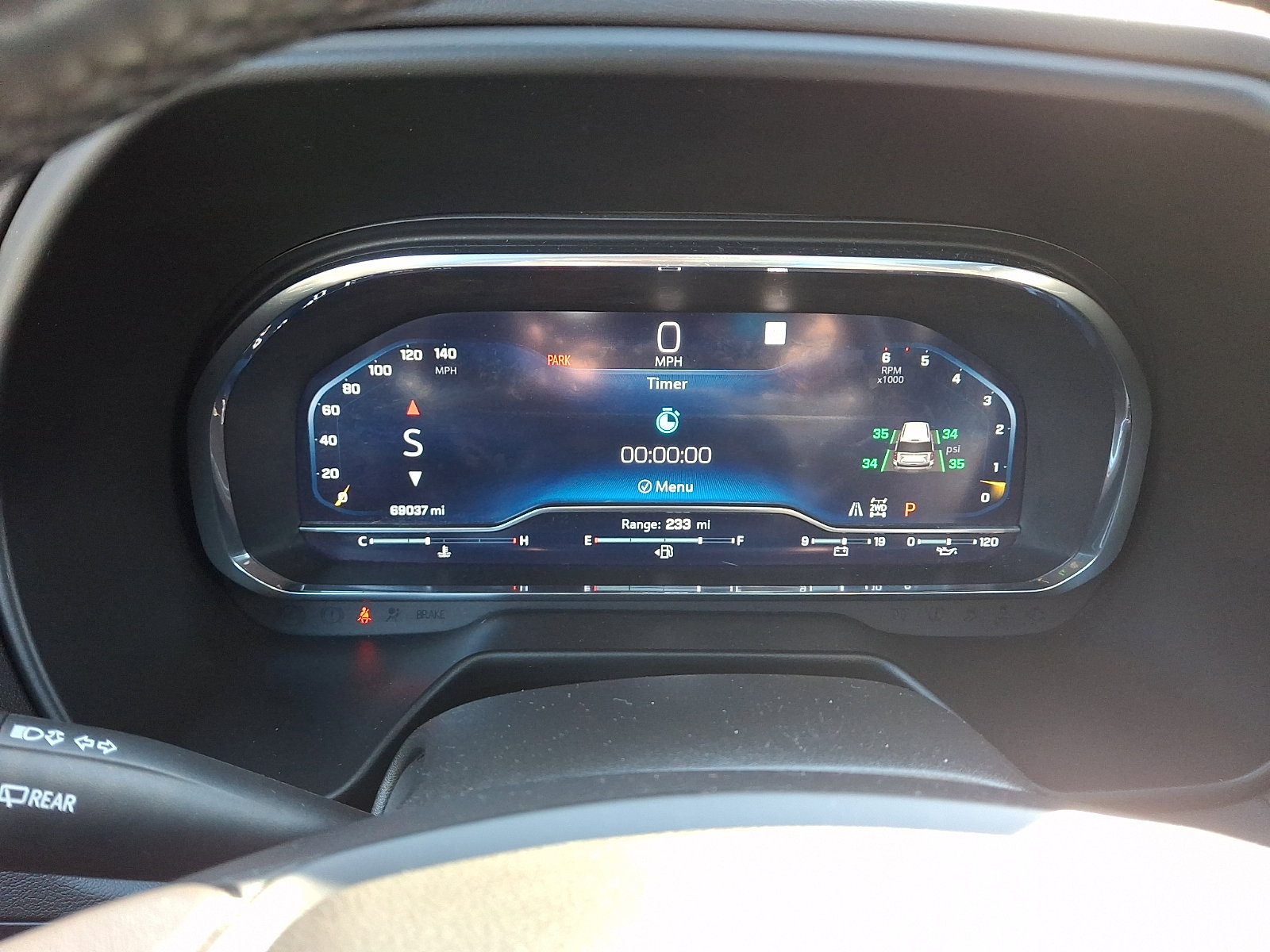 Used 2022 Chevrolet Suburban Z71 w/ Luxury Package image 22