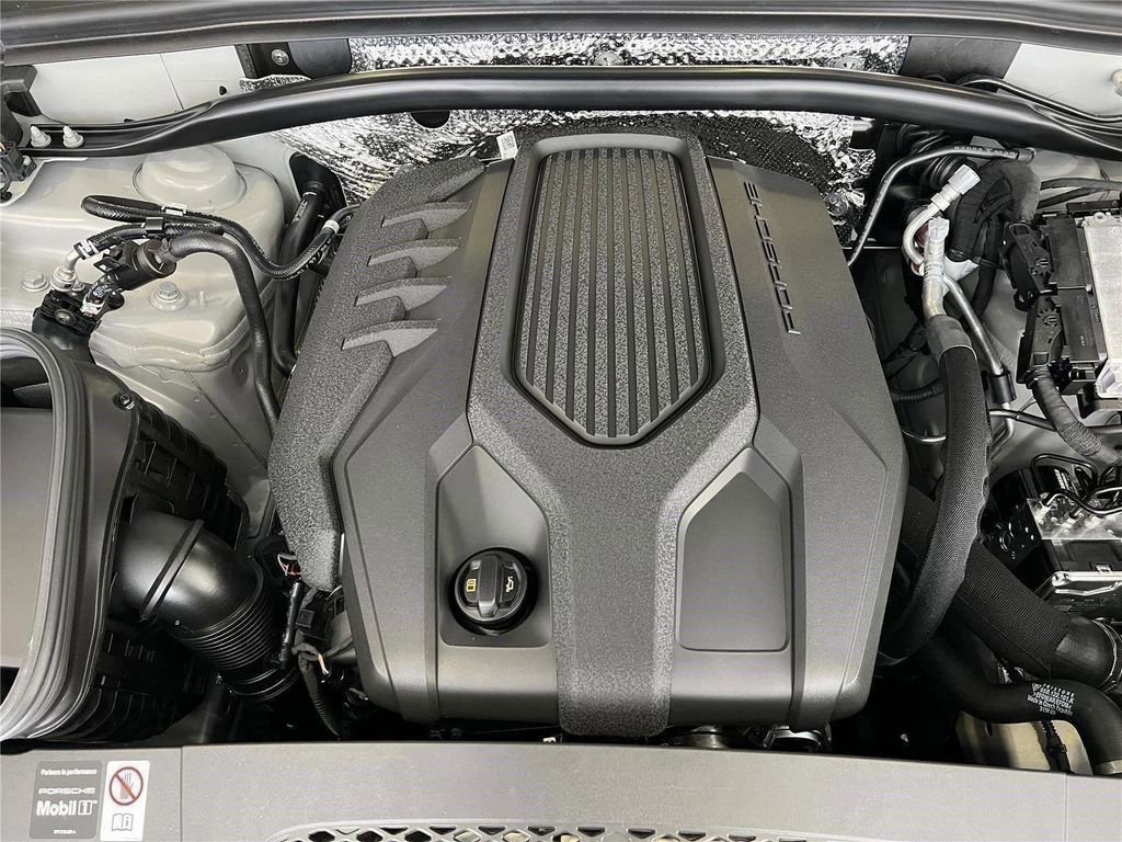 New 2026 Porsche Macan Turbo AWD/4WD image 27