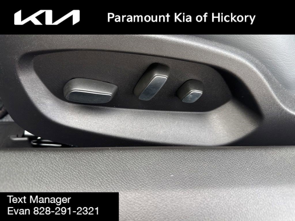 Used 2017 Chevrolet Corvette Z06 image 18