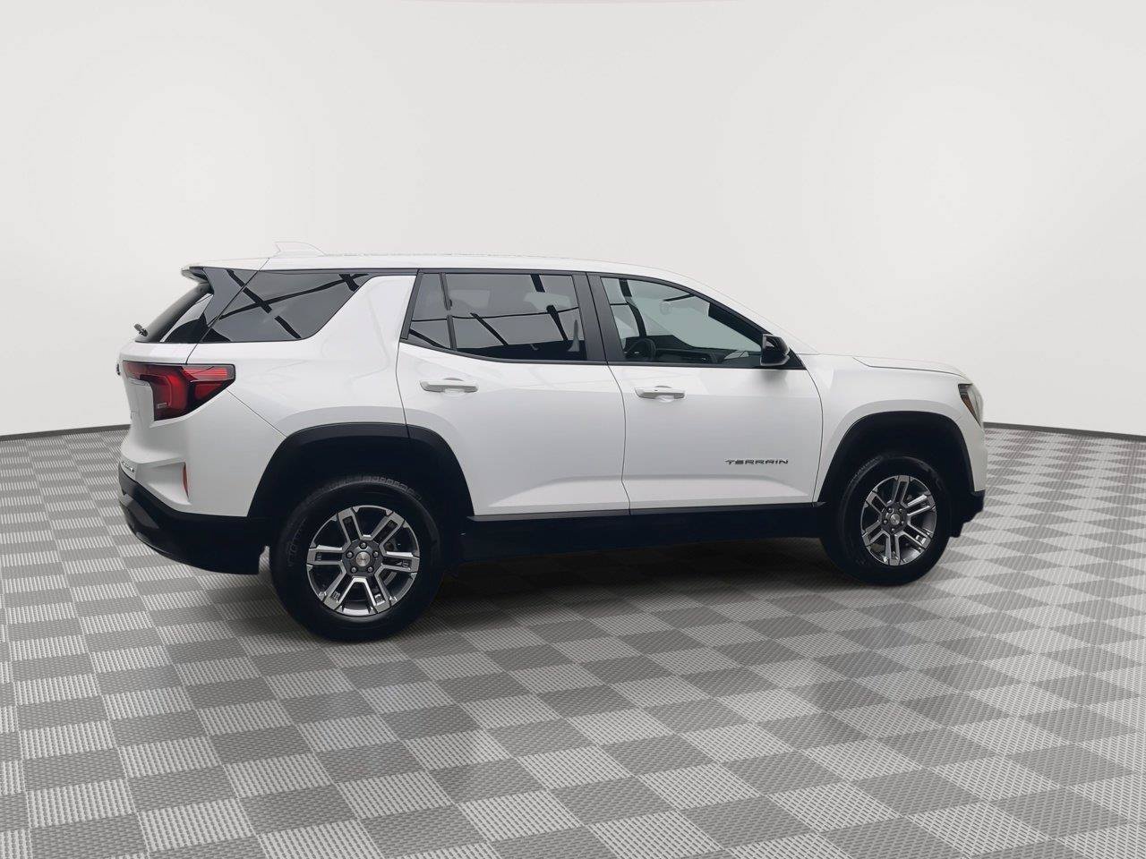Certified 2026 GMC Terrain Elevation AWD/4WD image 36