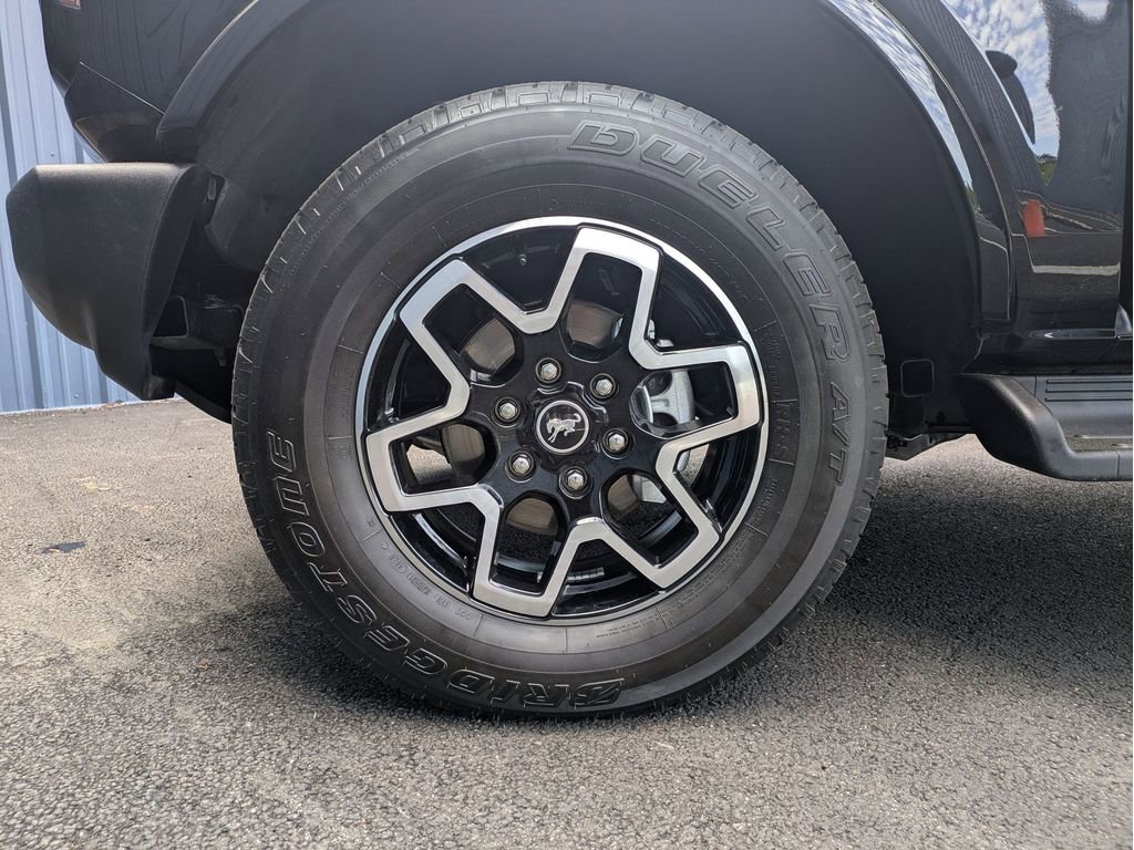 Used 2025 Ford Bronco Outer Banks image 27