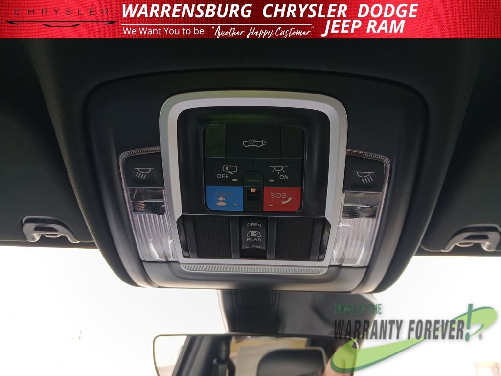 New 2026 RAM 1500 Laramie AWD/4WD image 32