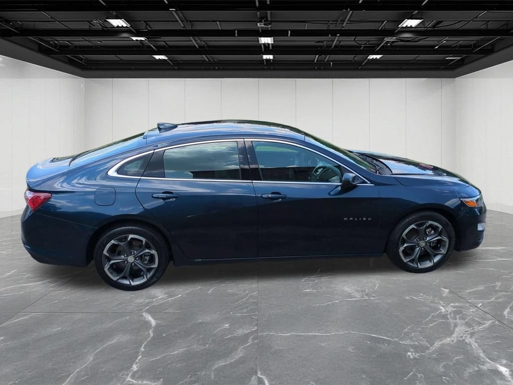 Used 2022 Chevrolet Malibu LT FWD image 6