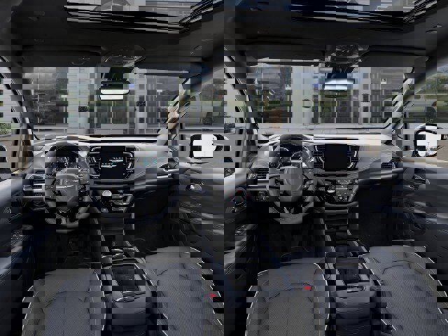 New 2026 Chrysler Pacifica Limited w/ S Appearance Package image 14