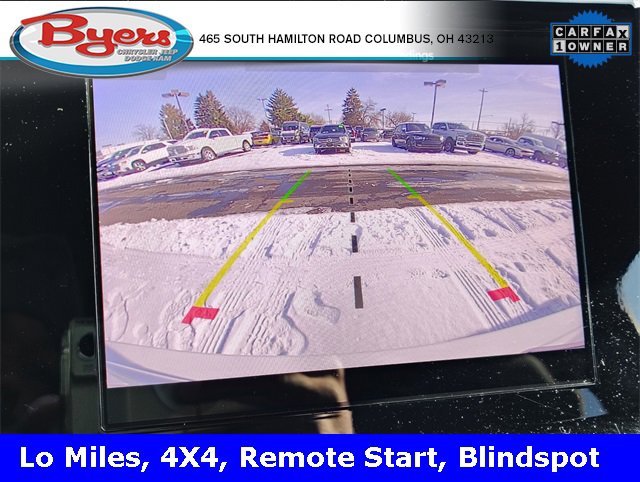 Used 2024 Jeep Grand Cherokee Laredo image 3