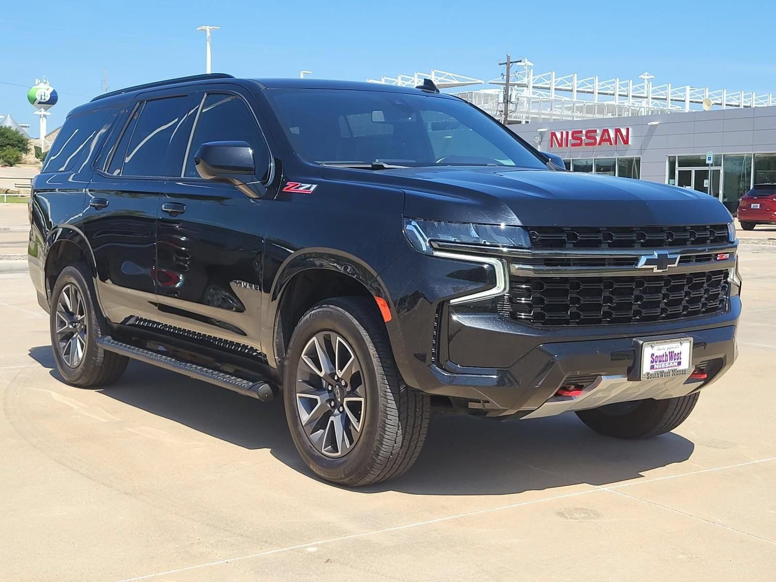 Used 2021 Chevrolet Tahoe Z71 w/ Rear Media and Nav Package AWD/4WD image 4