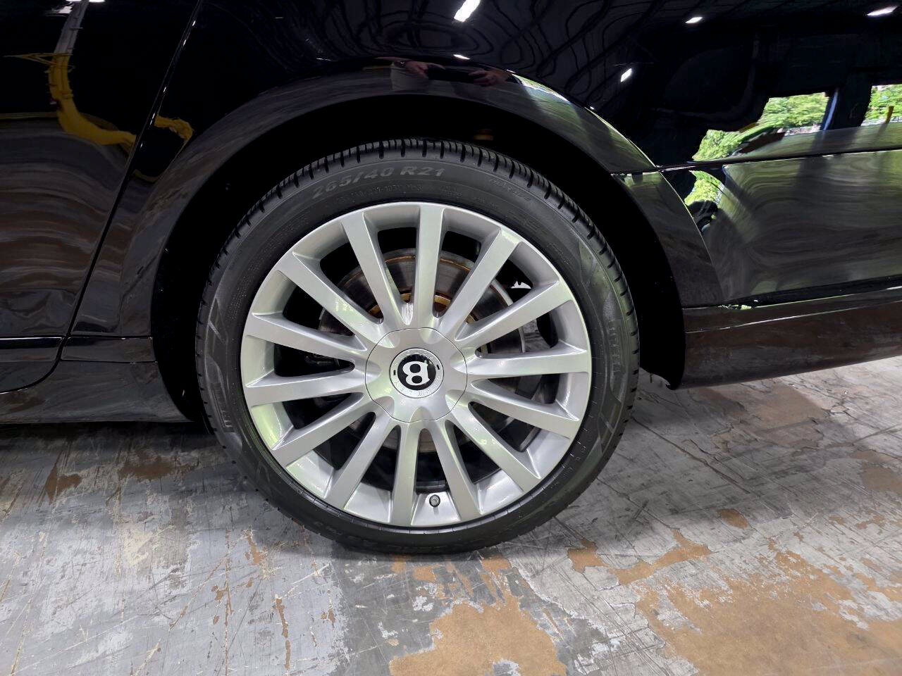 Used 2017 Bentley Mulsanne RWD image 9