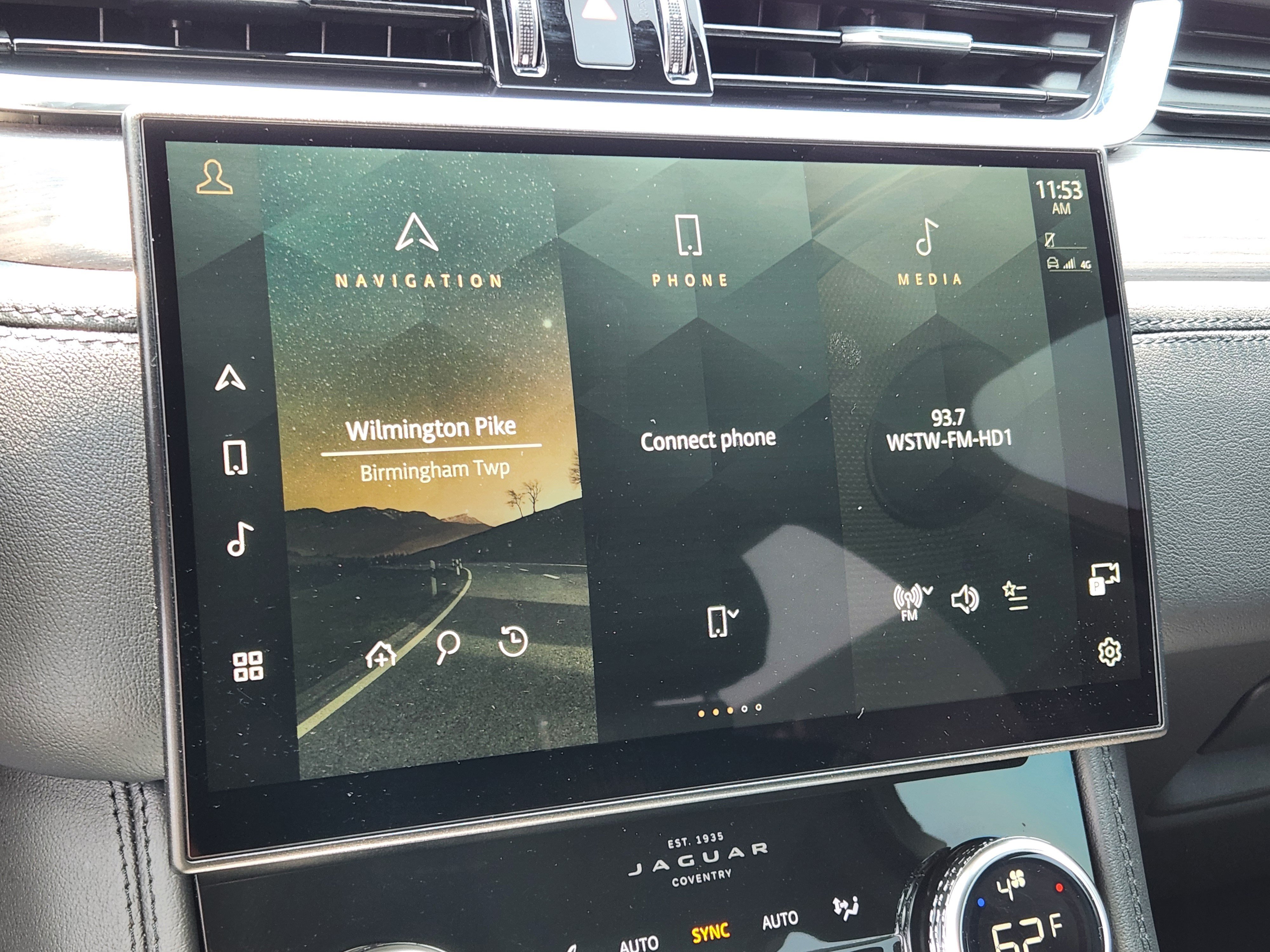 Certified 2022 Jaguar F-PACE S AWD/4WD image 21