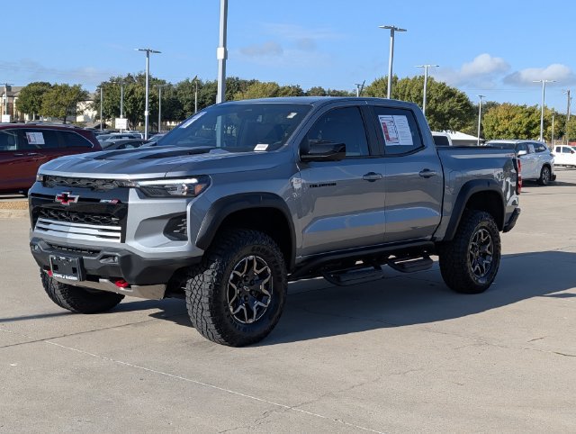 Used 2026 Chevrolet Colorado ZR2 w/ Technology Package AWD/4WD image 10