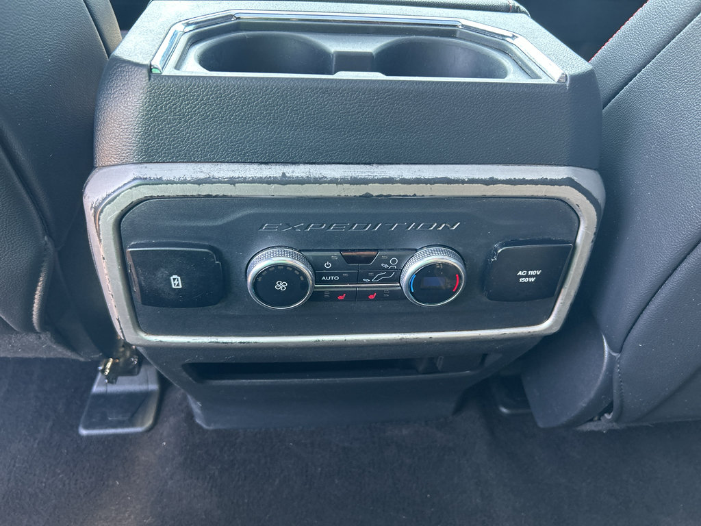 Used 2022 Ford Expedition Limited RWD image 16
