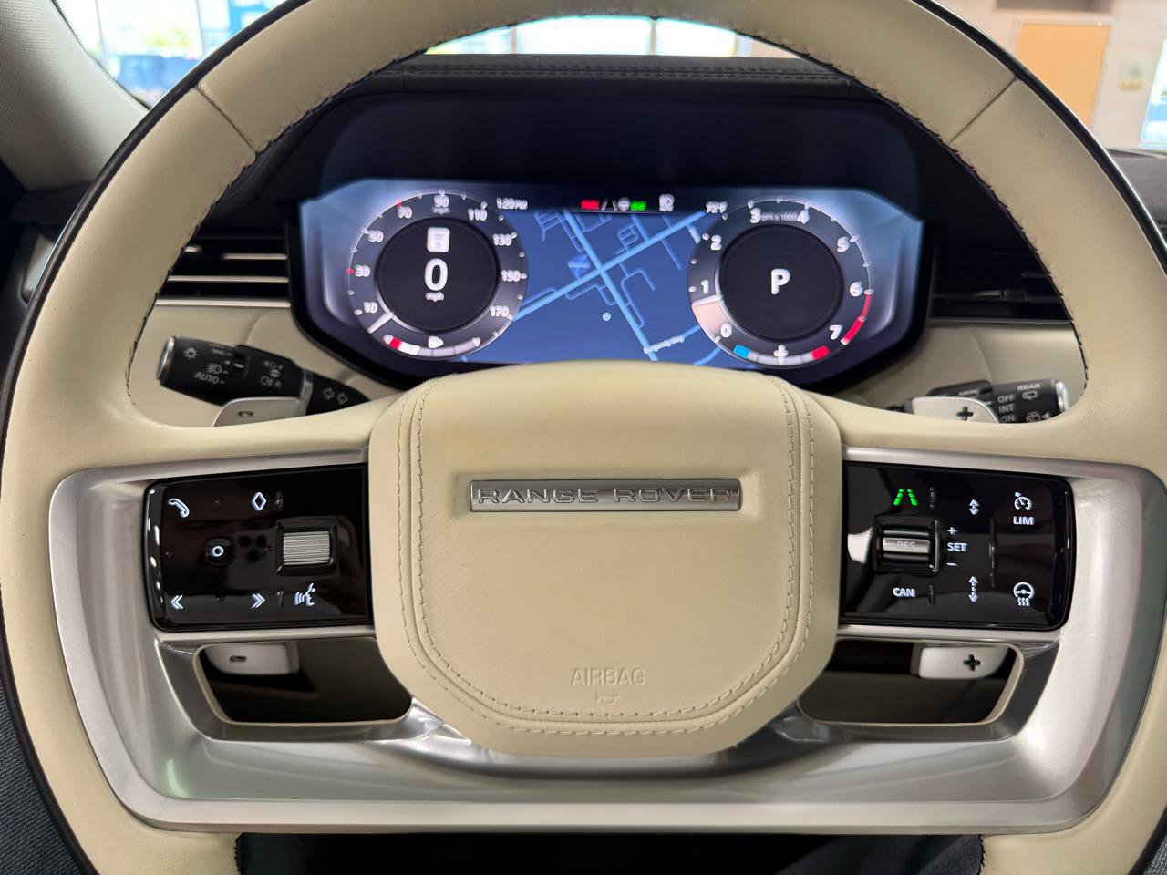 Used 2023 Land Rover Range Rover SE image 15