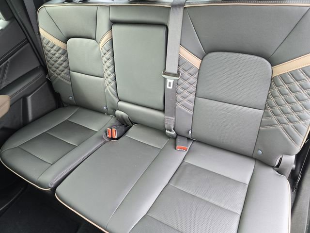 Used 2023 GMC Canyon Denali image 25