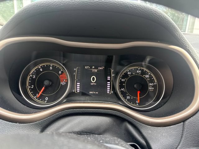 Used 2017 Jeep Cherokee Latitude w/ True North Edition AWD/4WD image 2