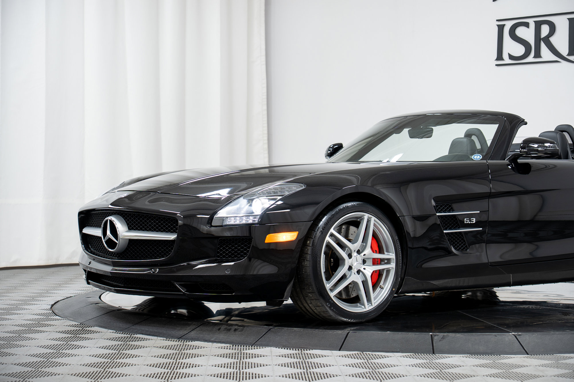 Used 2012 Mercedes-Benz SLS AMG Roadster image 32