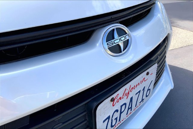 Used 2015 Scion tC FWD image 30
