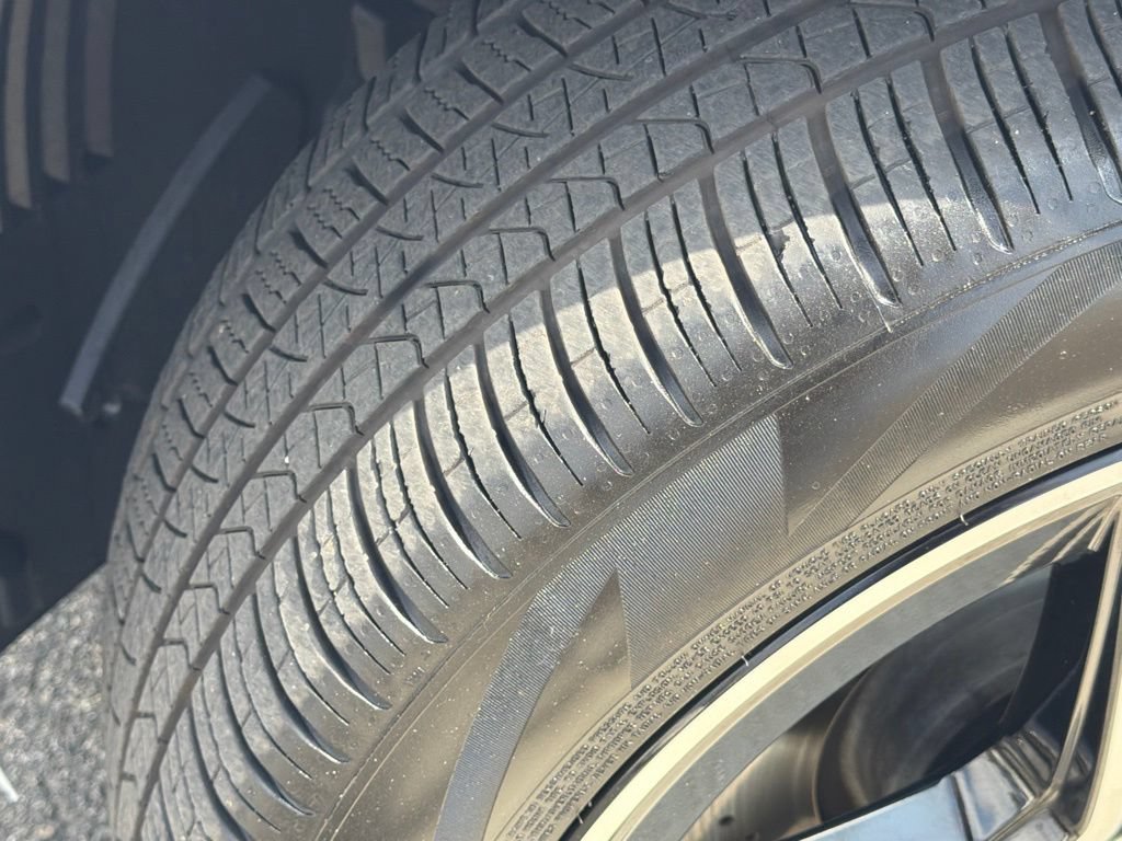 Certified 2026 Mercedes-Benz GLS 450 4MATIC image 18