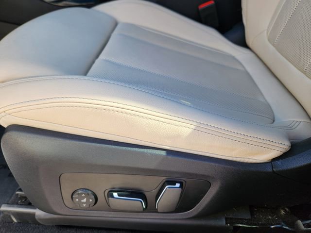 Used 2024 BMW X3 xDrive30i w/ Premium Package w/ZPA image 9