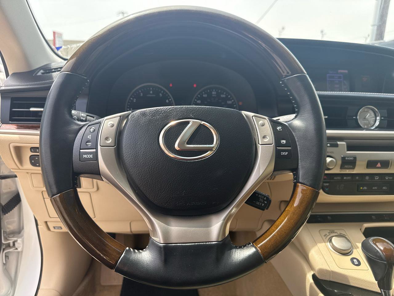 Used 2014 Lexus ES 350 w/ Premium Package FWD image 16