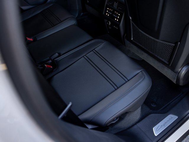 New 2026 Porsche Cayenne S image 45