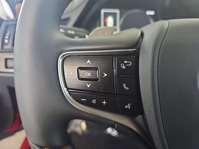 New 2025 Lexus ES 350 Ultra Luxury image 17