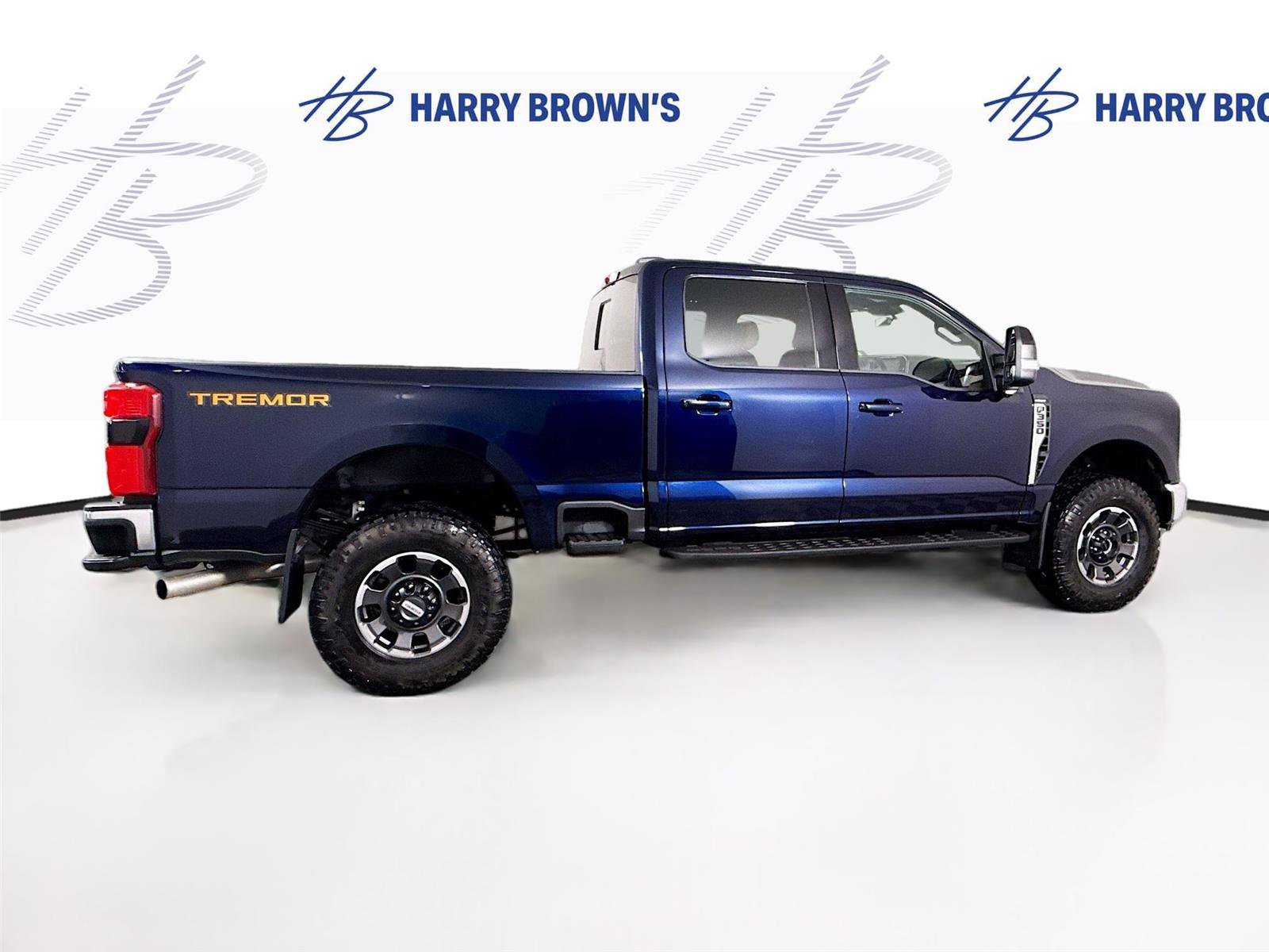 Used 2024 Ford F350 Lariat w/ Lariat Ultimate Package image 33