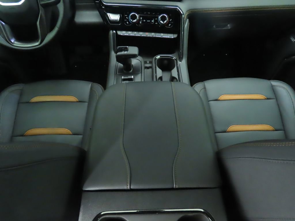 Used 2023 GMC Sierra 1500 AT4 w/ AT4 Premium Package image 17