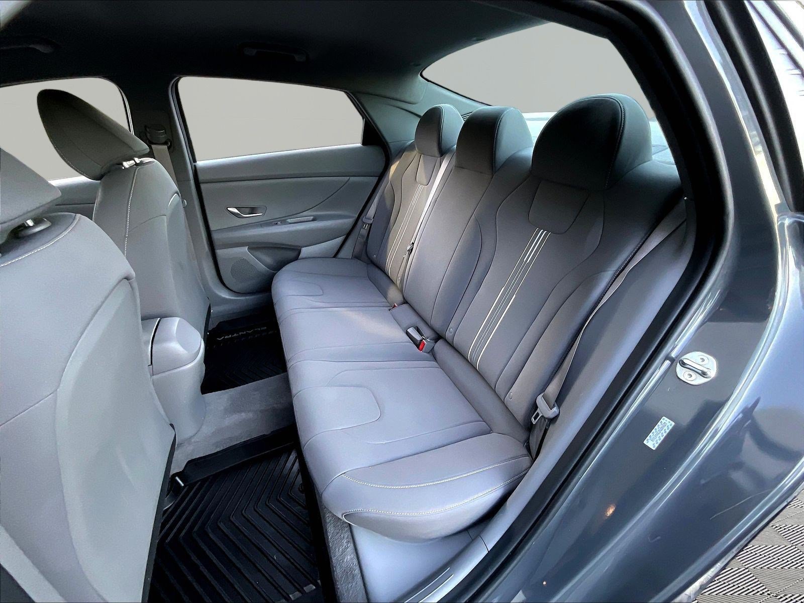 Used 2023 Hyundai Elantra SEL FWD image 20