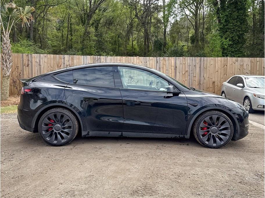 Used 2022 Tesla Model Y Performance image 15