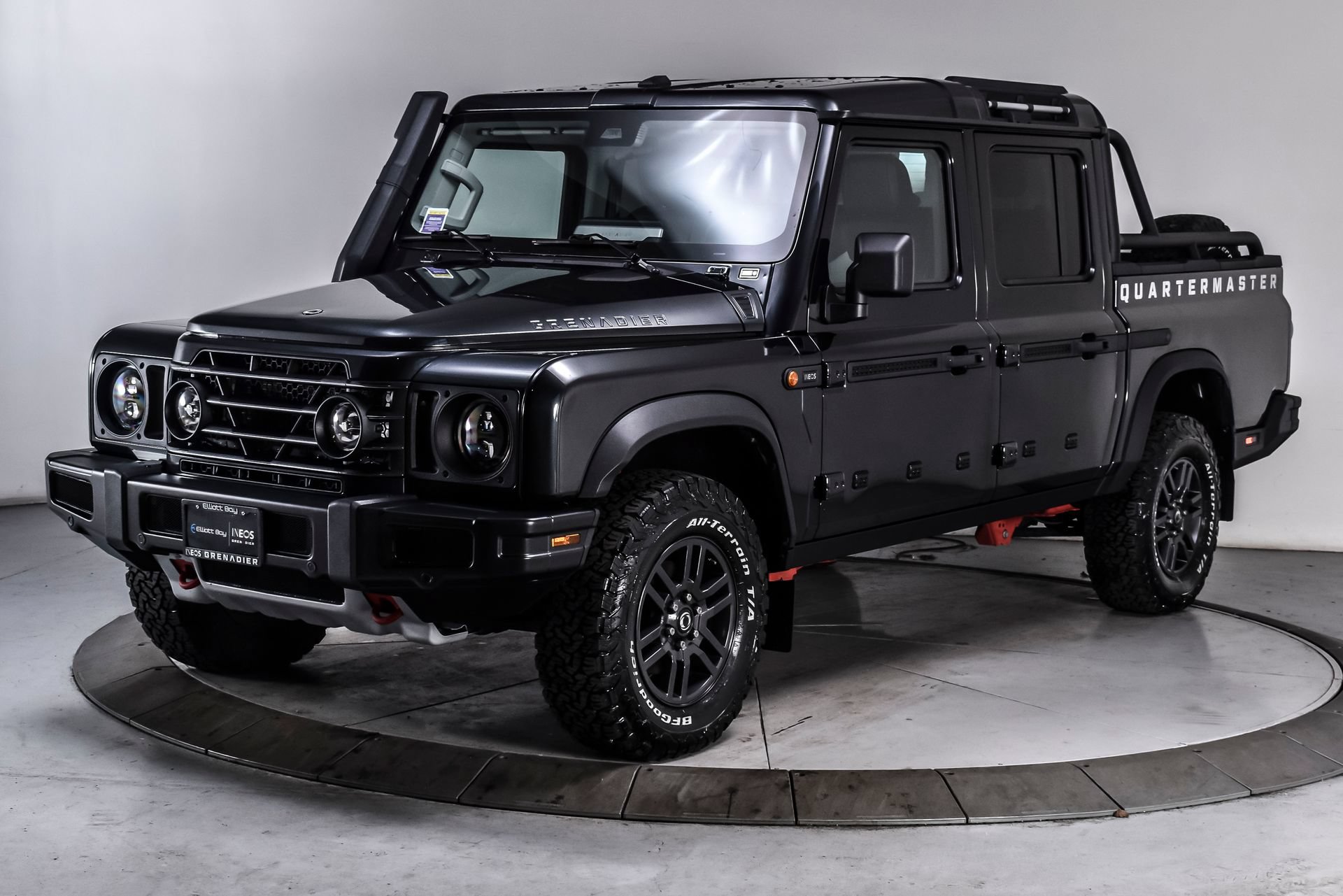 Used 2025 INEOS Grenadier AWD/4WD image 2