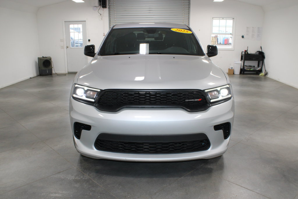 Used 2025 Dodge Durango GT RWD image 3