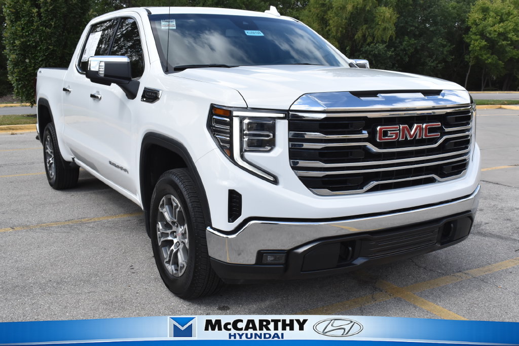 Used 2026 GMC Sierra 1500 SLT AWD/4WD image 1