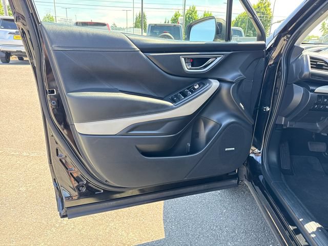 Used 2022 Subaru Forester Limited AWD/4WD image 15