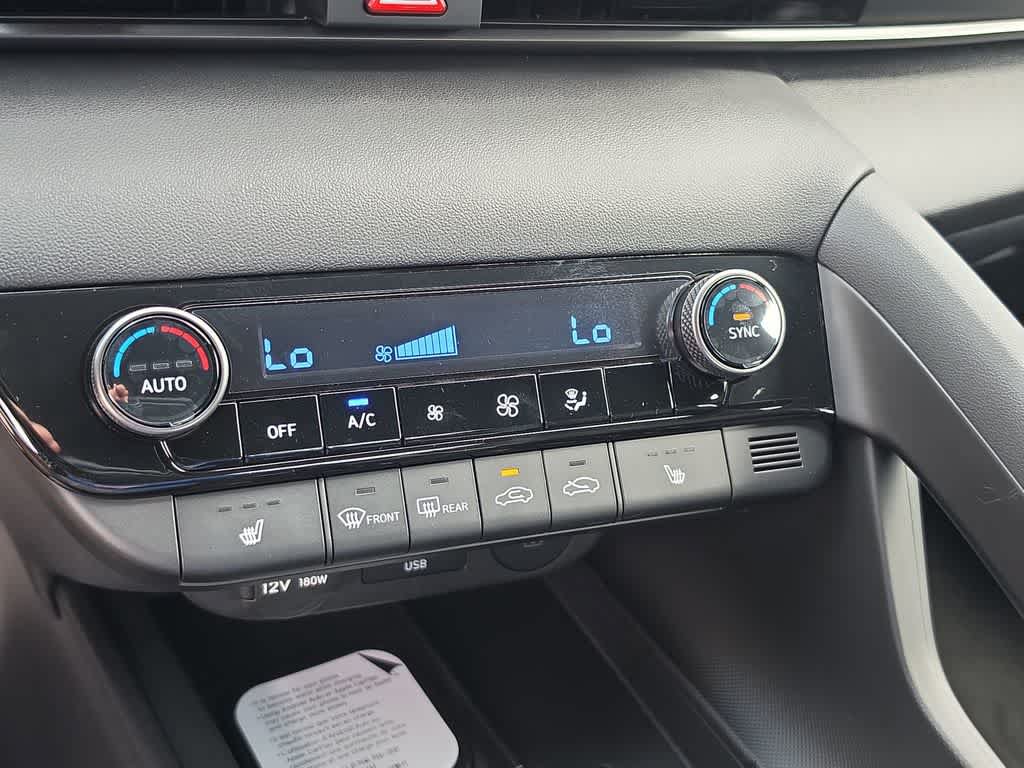 New 2026 Hyundai Elantra SEL Sport FWD image 32