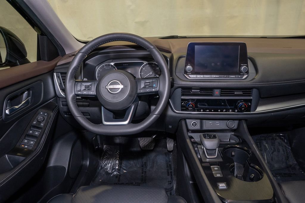 Certified 2023 Nissan Rogue SV w/ SV Premium B Package image 7