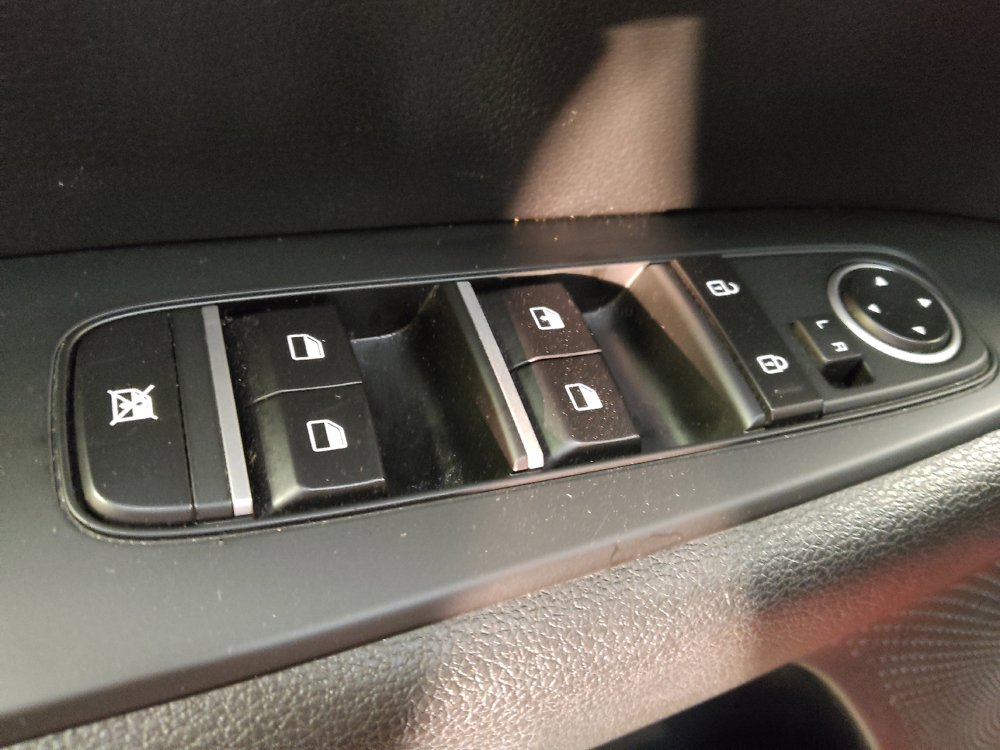 Used 2024 Kia Forte LXS image 27