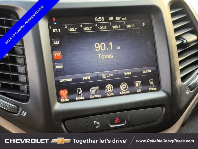 Used 2017 Jeep Cherokee Latitude w/ Safety/Convenience Group AWD/4WD image 23