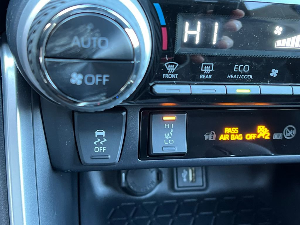 New 2025 Toyota RAV4 SE w/ Weather & Moonroof Package image 29