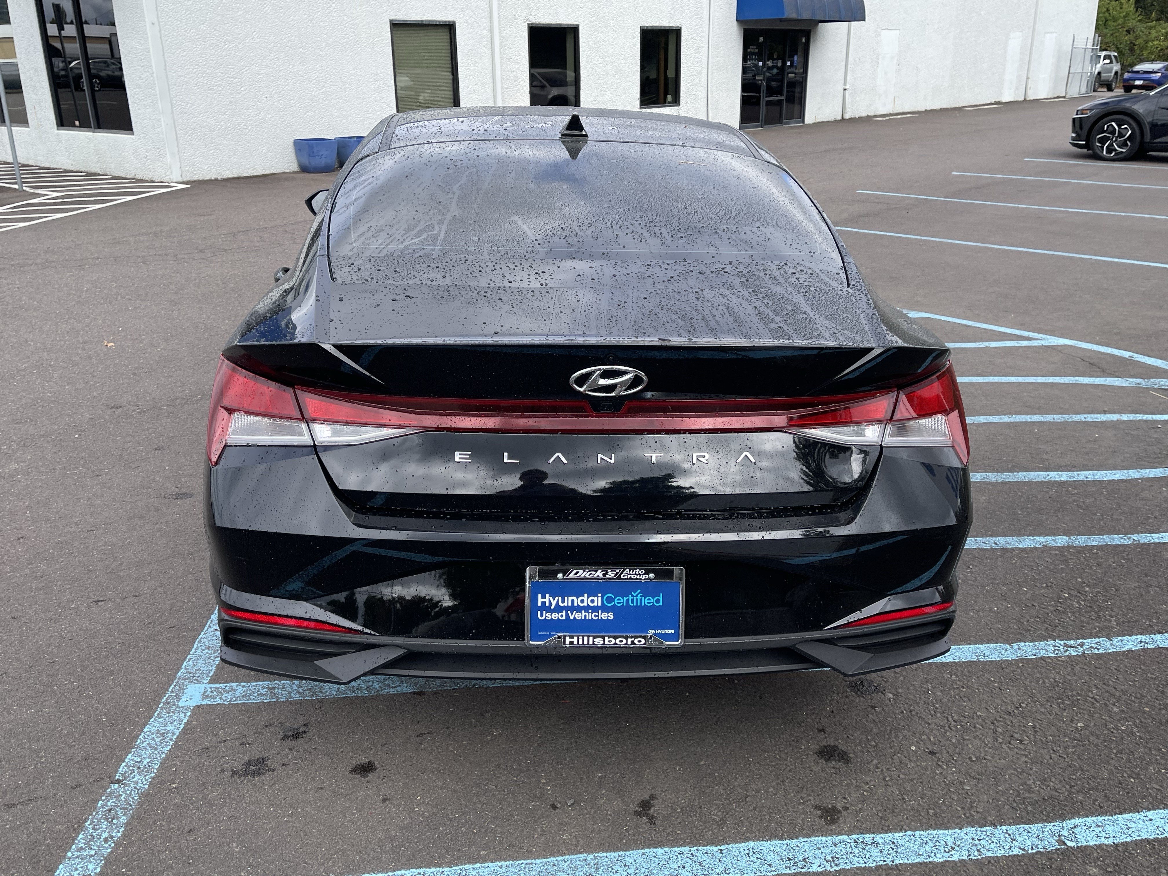 Certified 2023 Hyundai Elantra SEL w/ Cargo Package FWD image 4