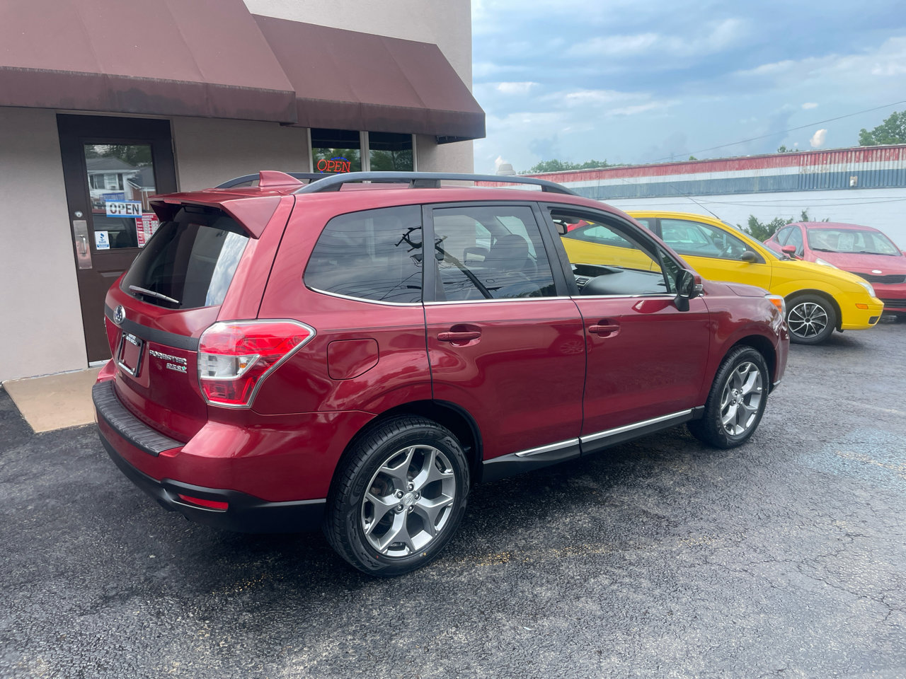 Used 2016 Subaru Forester 2.5i Touring w/ Eyesight & Navigation System image 5