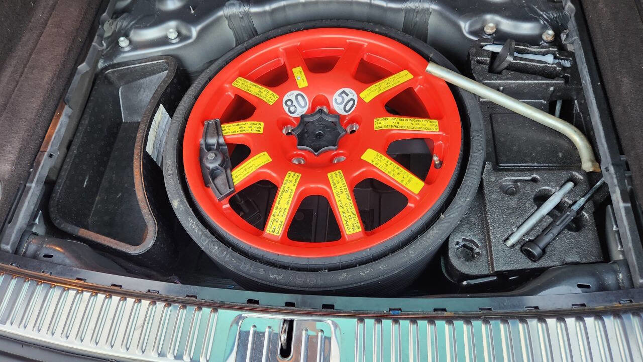 Used 2012 Volkswagen Touareg Executive image 39