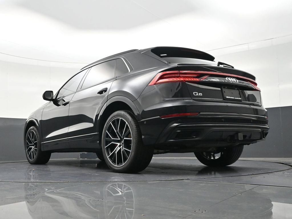 Used 2020 Audi Q8 Premium Plus w/ Premium Plus Package image 27