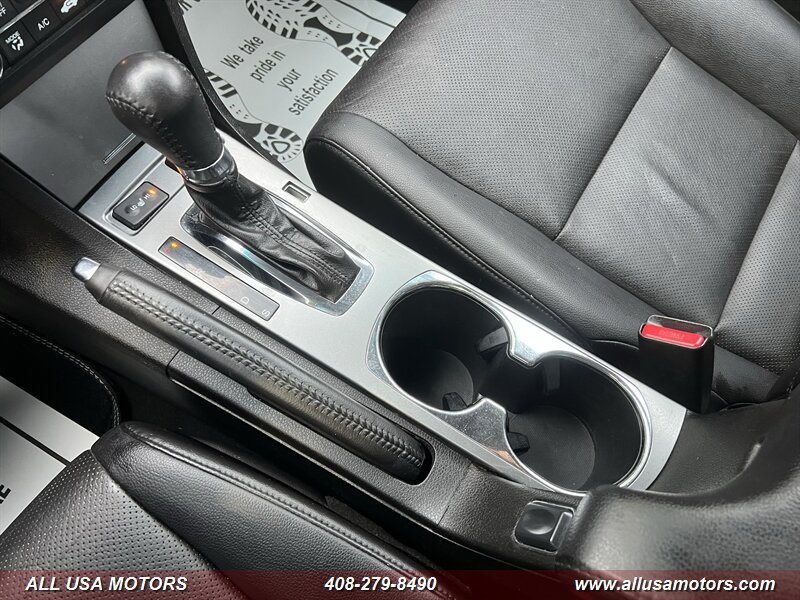 Used 2013 Acura ILX w/ Technology Package FWD image 37
